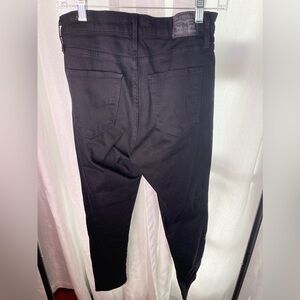 Levi’s 721 High Rise Skinny Jean